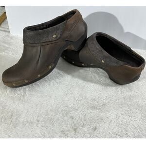 Merrell Leather Mules Brown Slip on Comfort Clogs Size 9.5 Women
